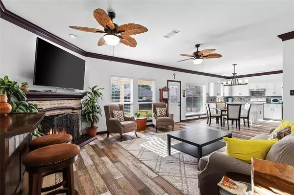 5912 Ash Flat Drive, Fort Worth, TX 76131