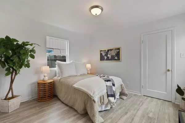 46 - 48 W Acacia ST, Salinas, CA 93901