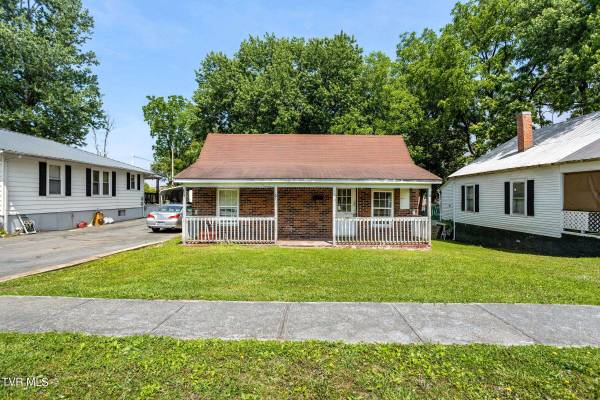 504 Hamilton ST, Johnson City, TN 37604