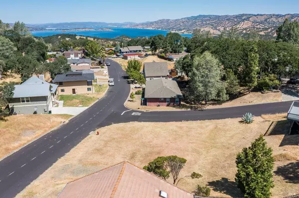 1046 Headlands DR, Napa, CA 94558