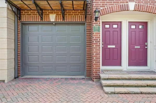 2918 Walnut ST, Kansas City, MO 64108