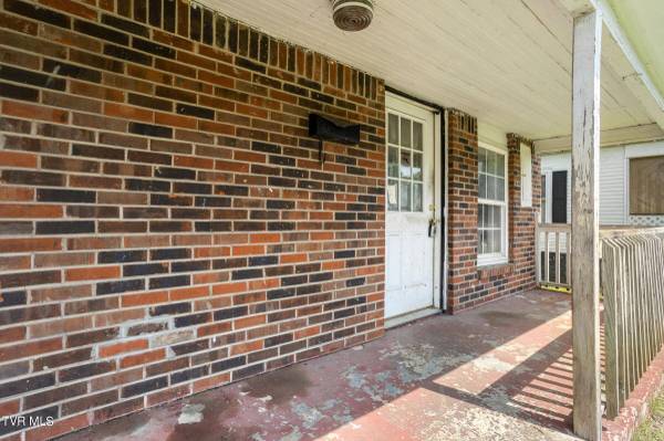 504 Hamilton ST, Johnson City, TN 37604