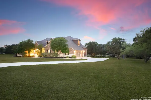 10807 ZEDERNHOLZ RUN, New Braunfels, TX 78132-2795