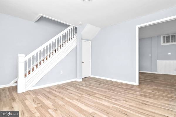 711 E GROVE ST, Delmar, DE 19940