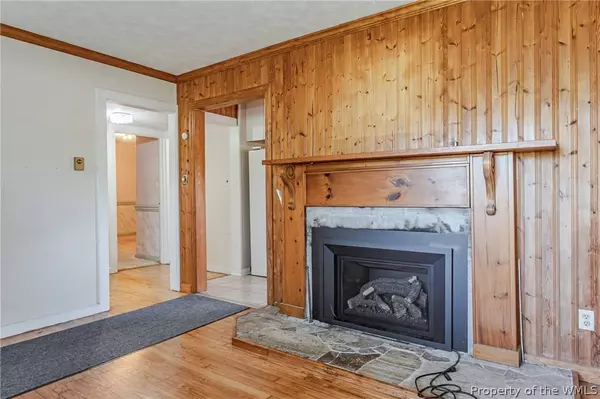 1265 Moorefield RD, West Point, VA 23181