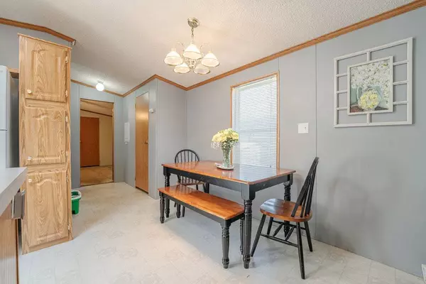 1712 Dixie HWY #14, Crete, IL 60417