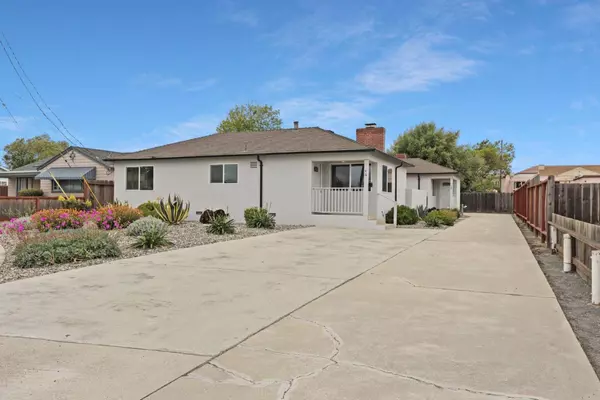 46 - 48 W Acacia ST, Salinas, CA 93901