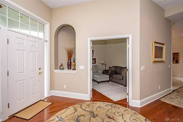 7415 Forest Creek Drive, Centerville, OH 45459