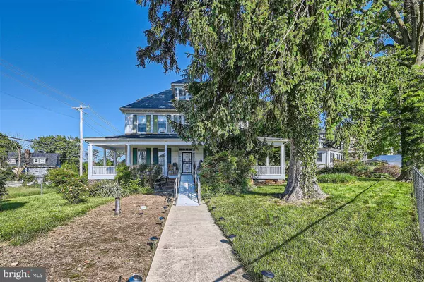 2200 ROSLYN AVE, Baltimore, MD 21216