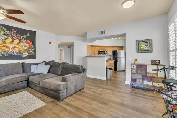 5424 Tares CIR, Elk Grove, CA 95757