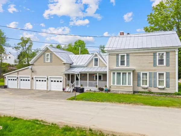 14 Milk ST, Embden, ME 04958