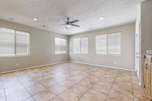 1021 Evening Primrose LN, Bernalillo, NM 87004