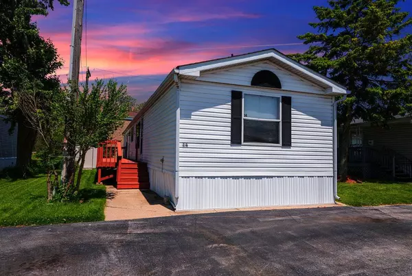 1712 Dixie HWY #14, Crete, IL 60417