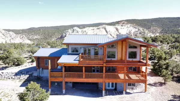 630 E Bullberry LN, Teasdale, UT 84773