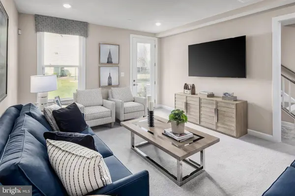 207 HICKORY HOLLOW CT, Cockeysville, MD 21030