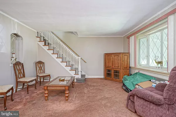 6043 N 12TH ST, Philadelphia, PA 19141