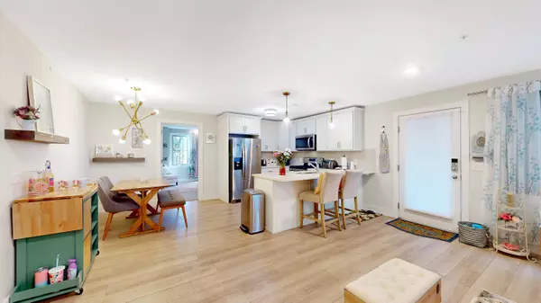 2005-6 Celadon NE Drive, Grand Rapids, MI 49525