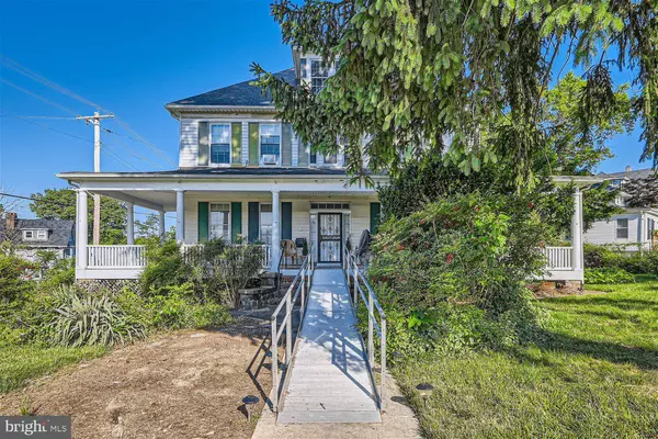 2200 ROSLYN AVE, Baltimore, MD 21216