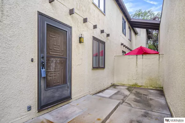 4813 N 109th Street, Omaha, NE 68164