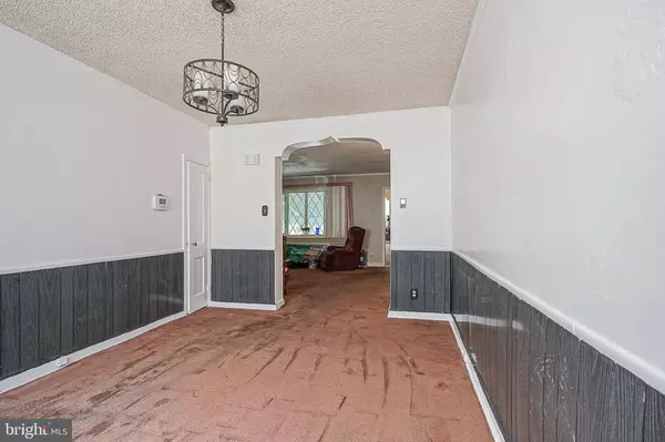 6043 N 12TH ST, Philadelphia, PA 19141