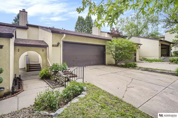 4813 N 109th Street, Omaha, NE 68164