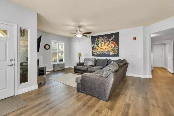 5424 Tares CIR, Elk Grove, CA 95757