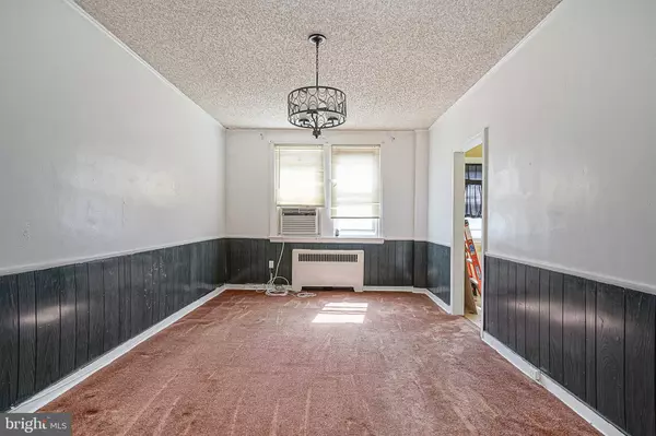 6043 N 12TH ST, Philadelphia, PA 19141