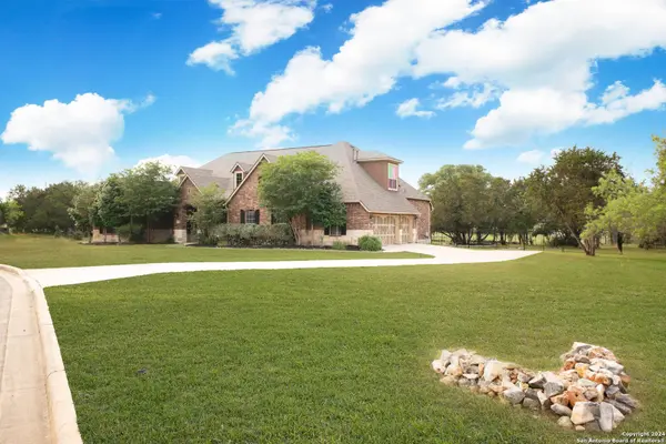 10807 ZEDERNHOLZ RUN, New Braunfels, TX 78132-2795