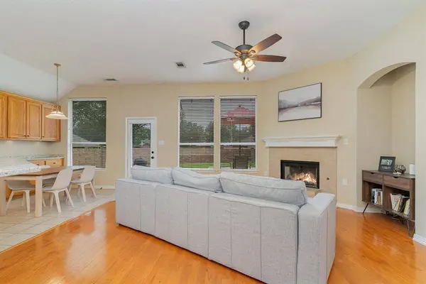 3305 Sunlight Drive, Rowlett, TX 75088