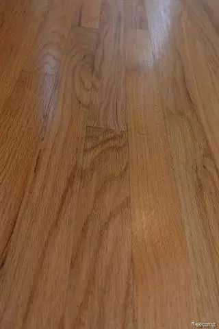 3843 BALD MOUNTAIN Road, Lake Orion, MI 48360