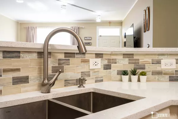 8125 Concord Lane #A, Justice, IL 60458