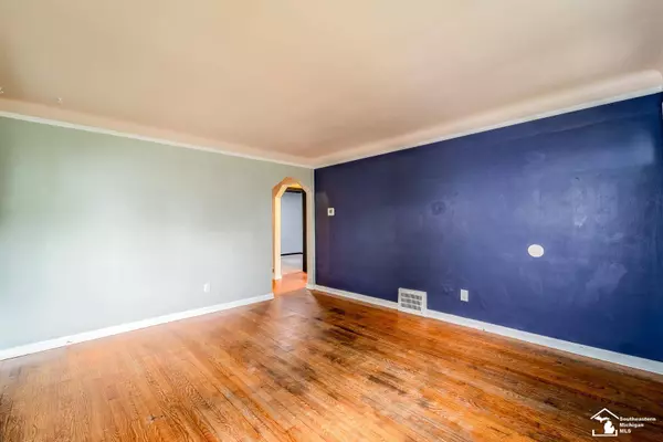 1527 WASHINGTON Street, Lincoln Park, MI 48146