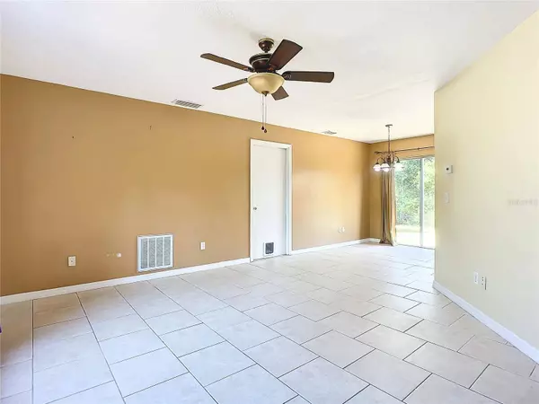 1942 LAVINA ST, Deltona, FL 32738