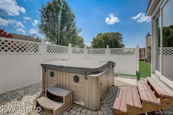 19226 CALYPSO Drive, Macomb, MI 48044