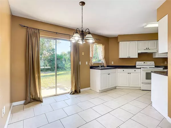 1942 LAVINA ST, Deltona, FL 32738