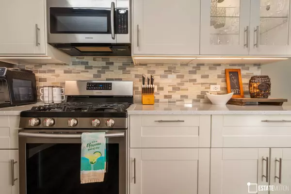 8125 Concord Lane #A, Justice, IL 60458