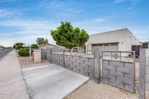 15439 N FACTORY Street, Surprise, AZ 85378