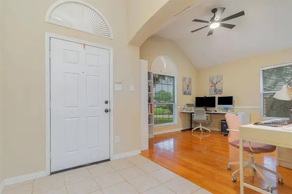 3305 Sunlight Drive, Rowlett, TX 75088