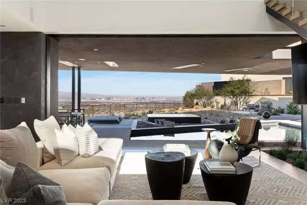 21 Rockstream Drive, Henderson, NV 89012