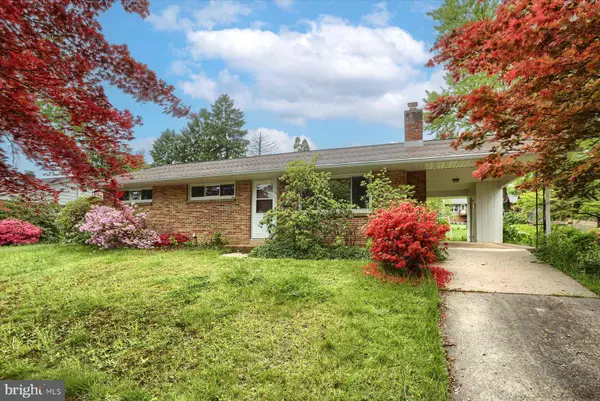 27 BRENTWOOD RD, Camp Hill, PA 17011