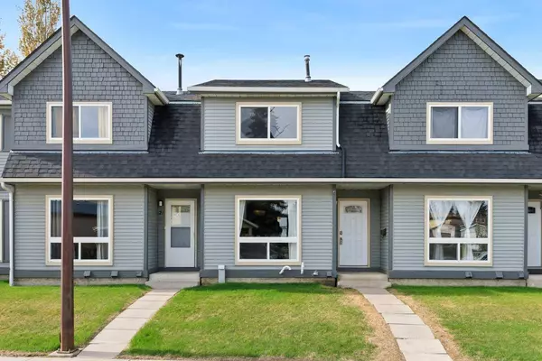 75 Erin Croft CRES SE #22, Calgary, AB T2B 2T8