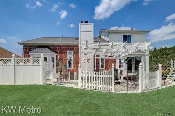 19226 CALYPSO Drive, Macomb, MI 48044