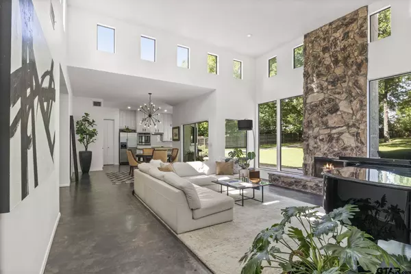 3118 Eagle Drive, Mt Pleasant, TX 75455