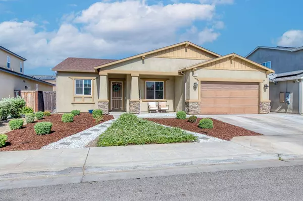 3797 N Carriage Avenue, Fresno, CA 93727