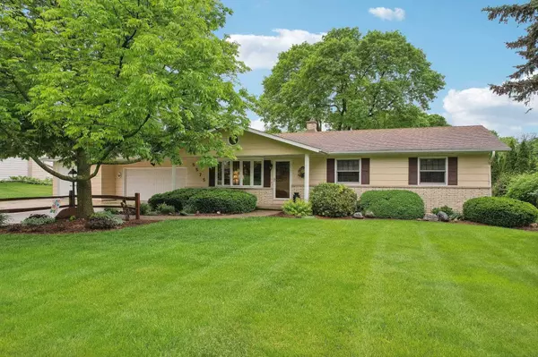 5575 Moonlight Drive, Waunakee, WI 53597