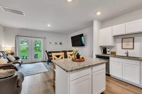 138 Grayson Cir, Chapel Hill, TN 37034