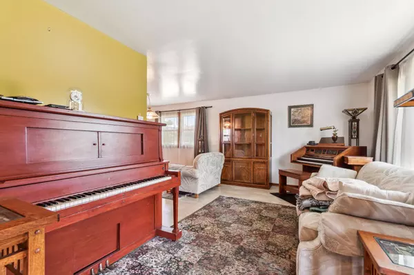 9644 Marion Avenue, Oak Lawn, IL 60453