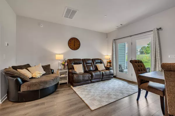 138 Grayson Cir, Chapel Hill, TN 37034