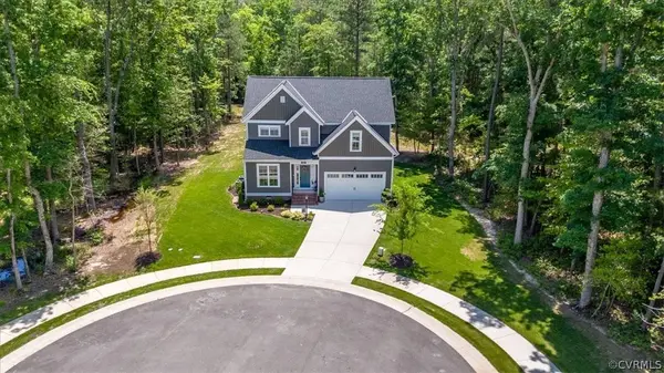 9324 Pentwyn PL, Midlothian, VA 23112