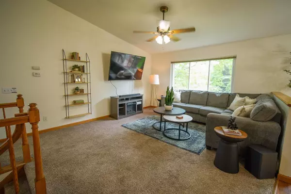 1115 St Albert The Great Drive, Sun Prairie, WI 53590